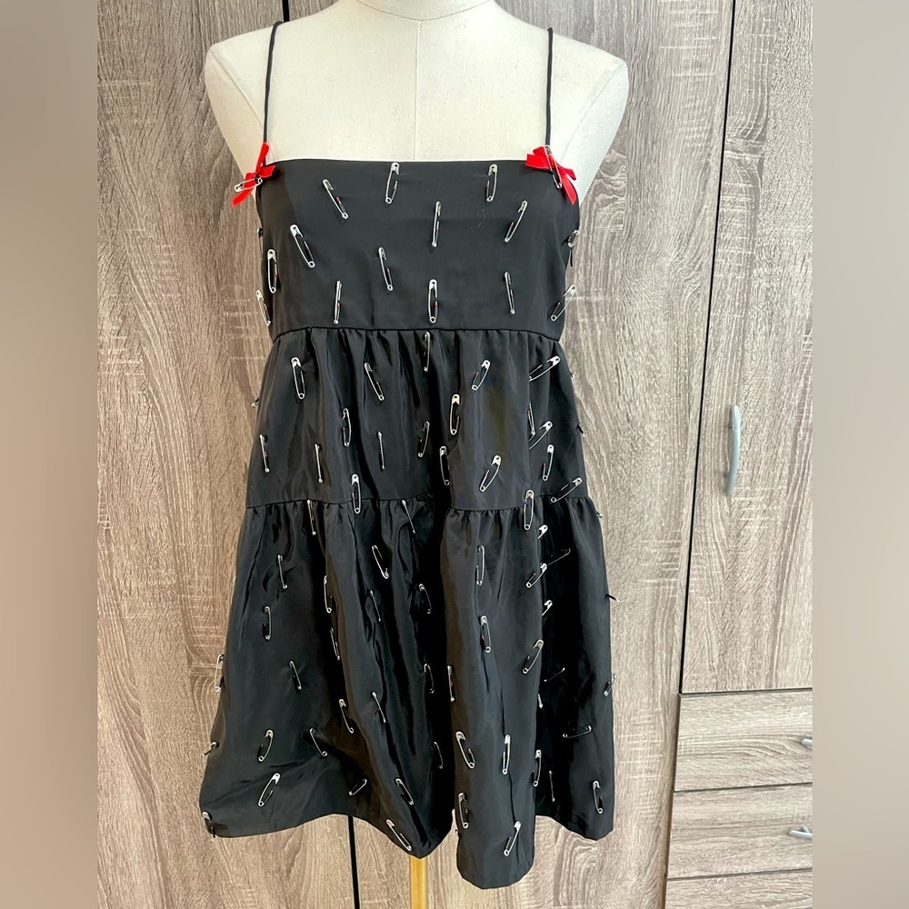 H&M Black Baby Doll Spaghetti Strap Black Dress with Red Bows & Paperclips!! XS